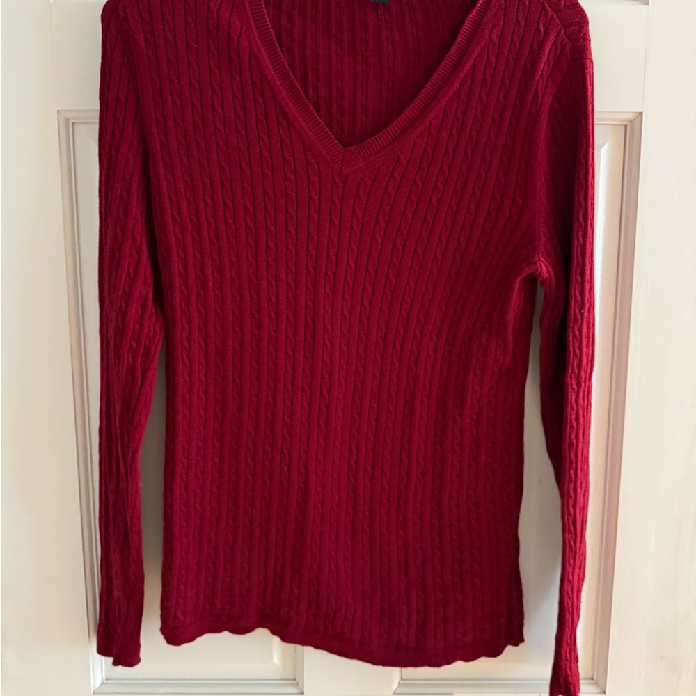 Tommy Hilfiger Burgundy Lightweight V Neck Sweater Size M